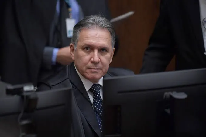 Ministro do STJ Afrânio Vilela